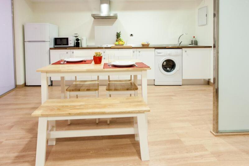 Apartments Ole - Albareda 24 Seville Ngoại thất bức ảnh