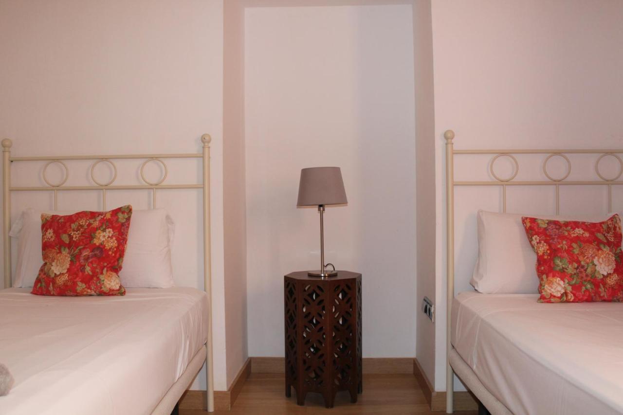 Apartments Ole - Albareda 24 Seville Ngoại thất bức ảnh